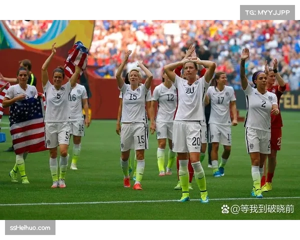 朗斯4-0大胜十人摩纳哥，艾纳维梅开二度