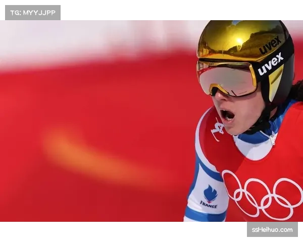 冬奥火炬传递活动在罗马启动，游泳冠军帕尔特里涅里担任第一棒